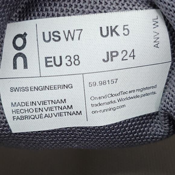 On Running Cloud 5 Pearl Frost Womens 7 Running Shoes Sneakers - Picture 10 of 11